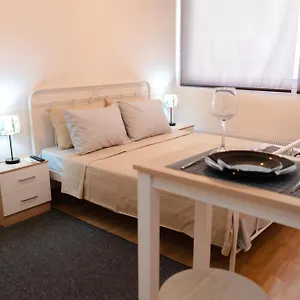 skg-urban-studio.hotels-of-thessaloniki.com/